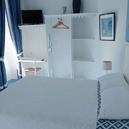 L'astrolabe Hotel 2*