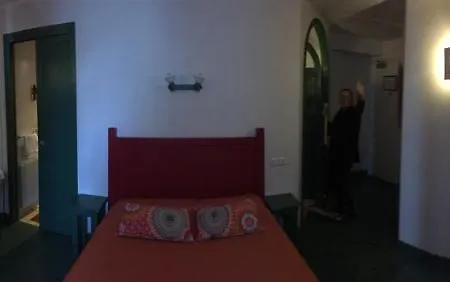 L'astrolabe Hotel Oloron-Sainte-Marie