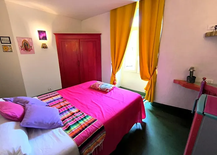 L'astrolabe Hotel Oloron-Sainte-Marie