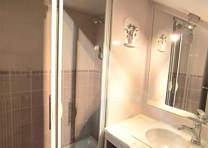 L'astrolabe Hotel 2*